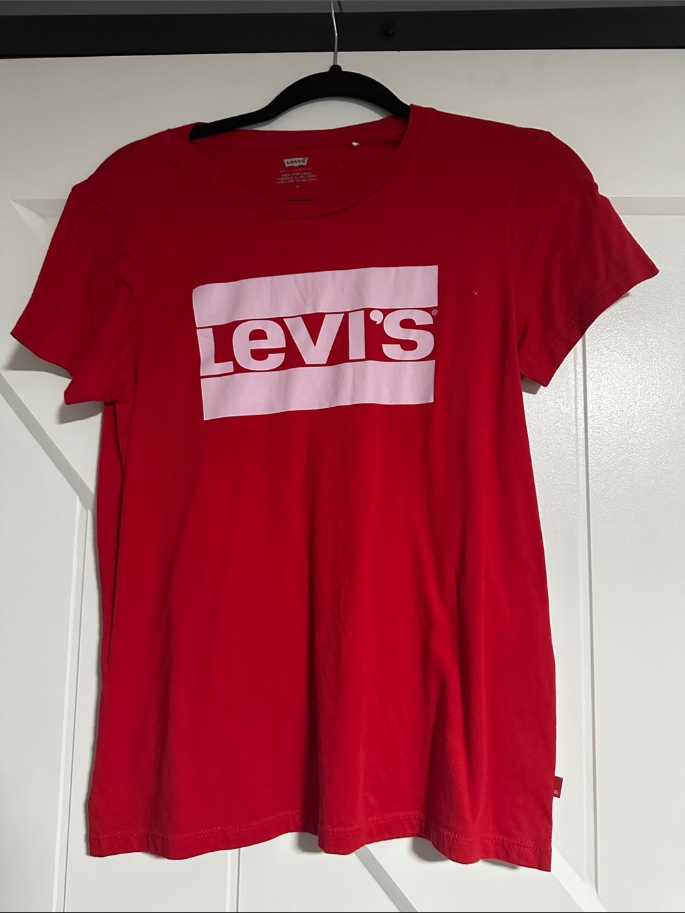 Levi's Red Tee with White Logo Block